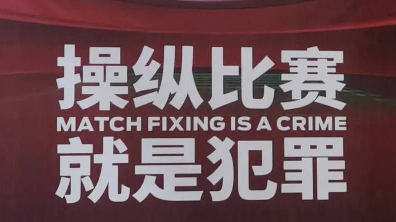 萧初然听到这里，更是激动到无以附加，内心对费可欣的感激之情溢于言表。